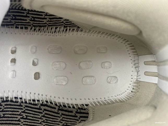 Beige Yeezy HP7870 350 V2 Adidas Boost Black 0903